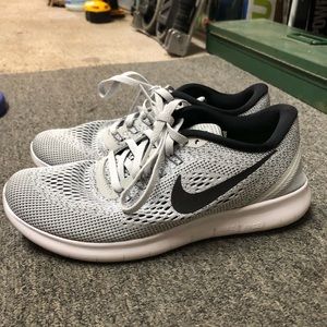 Nike Women’s Running Sneakers *NO BOX*